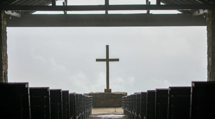 Por que ir à igreja ainda faz sentido? Descubra o propósito que muitos estão esquecendo